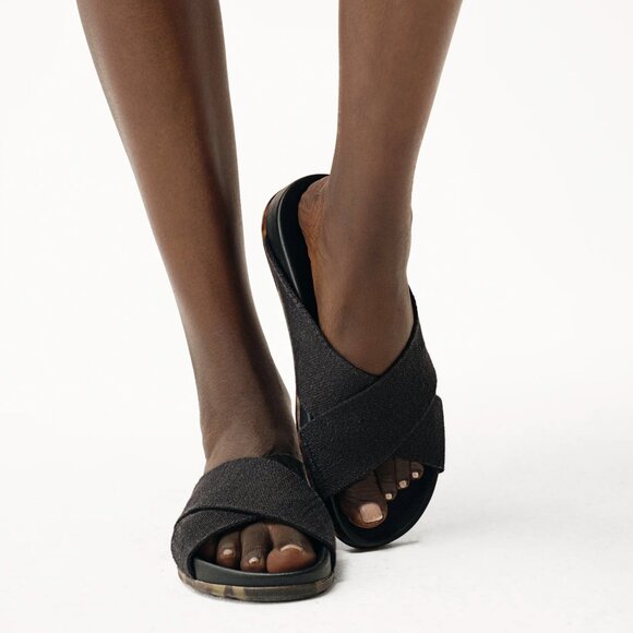 Rothy's Black the Weekend Slide Sandals in Size 10 with Tortoise Shell Sole - Picture 14 of 16